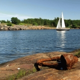 A sailing boat in Kustaanmiekka sound