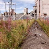 Power plant and a pipe