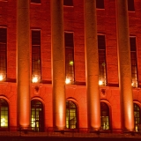 The light installation Oratoribus by Mikki Kunttu illuminates the parliament house