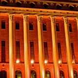 The light installation Oratoribus by Mikki Kunttu illuminates the parliament house