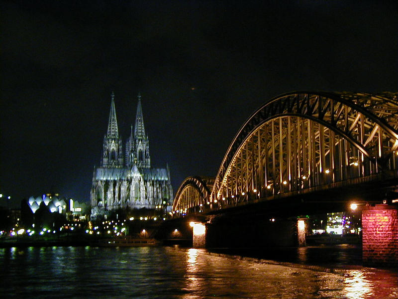 A view across the Rhine to the Cologne cathedral at the Hohenzoller bridge