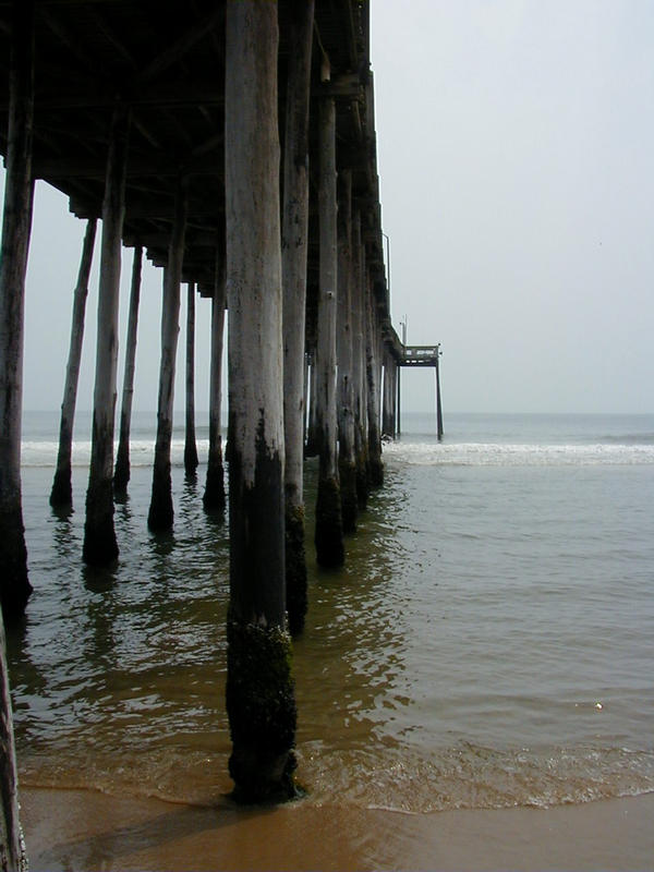 A pier at the shore of the Atlantic