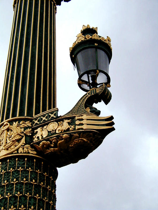 A lamp post at the Concorde