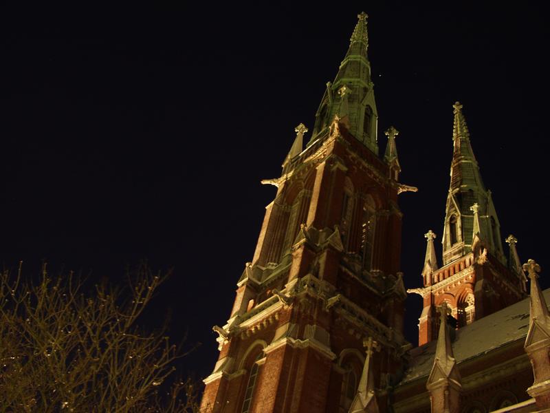 The towers of the Johannes church at dusk