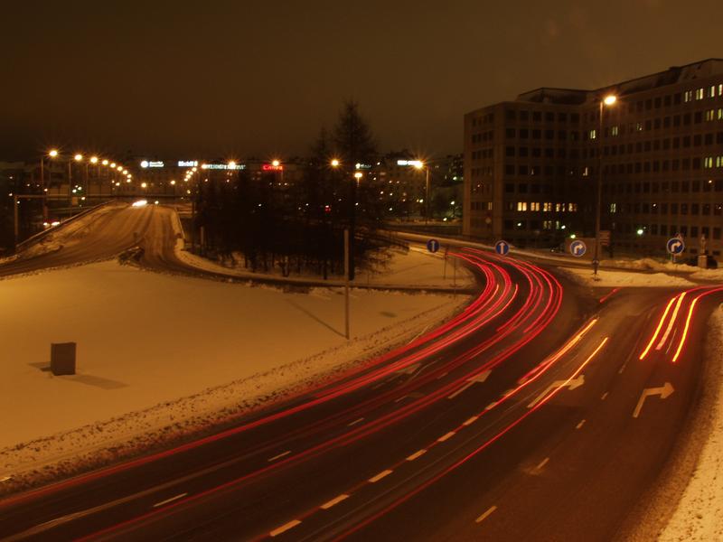 Cars on their way to Helsinki city centre