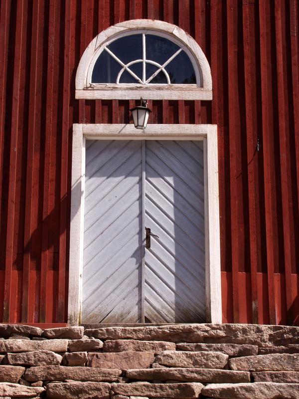 Entrance to the Haapajrvi wooden church