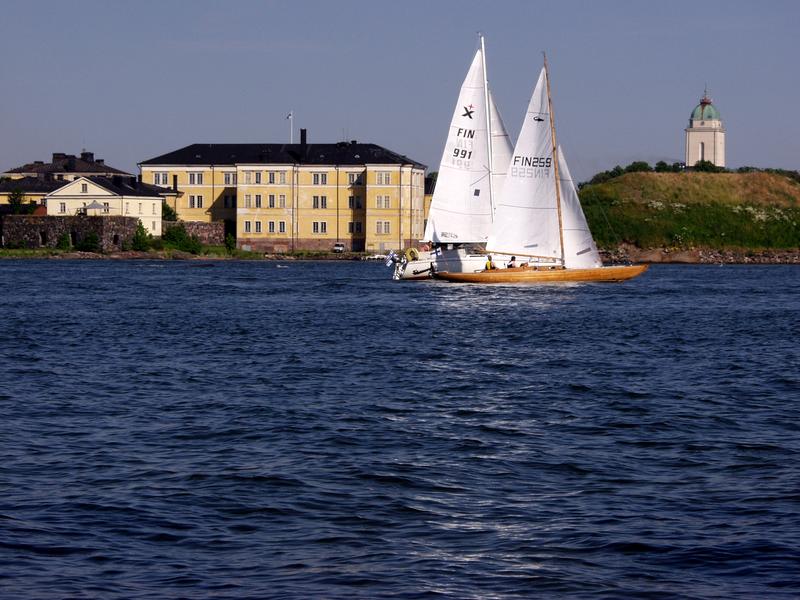 Sail boats passing Suomenlinna