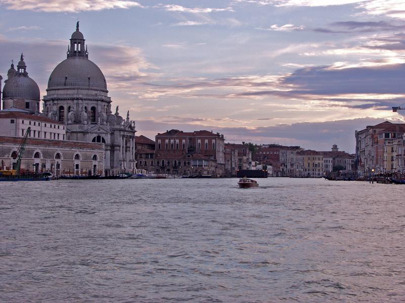 The Santa Maria della Salute church and the Grande Canale