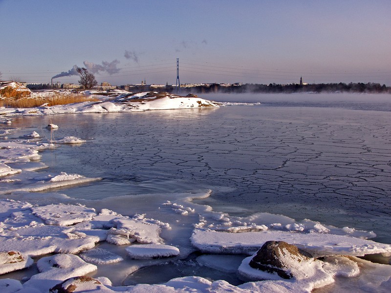 A view from Seurasaari's southern tip to Hietaniemi