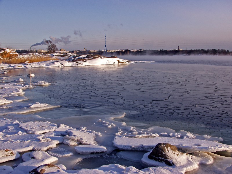 A view from Seurasaari's southern tip to Hietaniemi