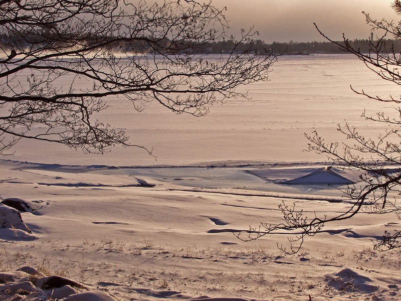 Snowy beach at Seurasaari