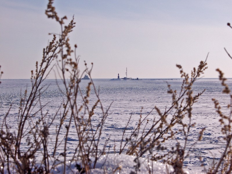 Harmaja light house in the horizon
