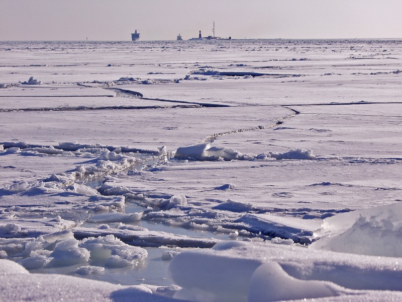 Harmaja light house in the horizon