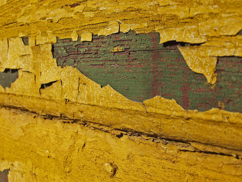 Decayed paint
