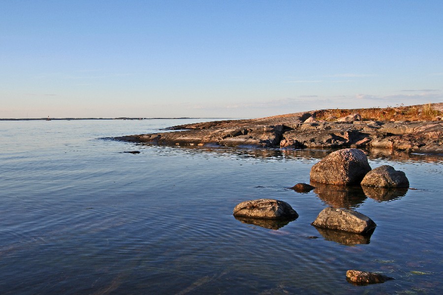 Rocky beach as Kistren island