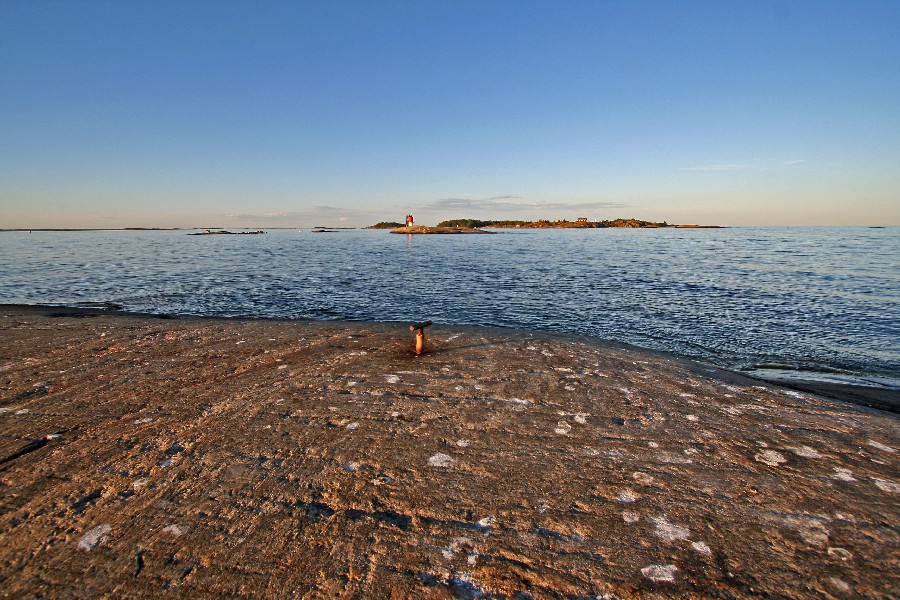 Beach rock at Kistren island