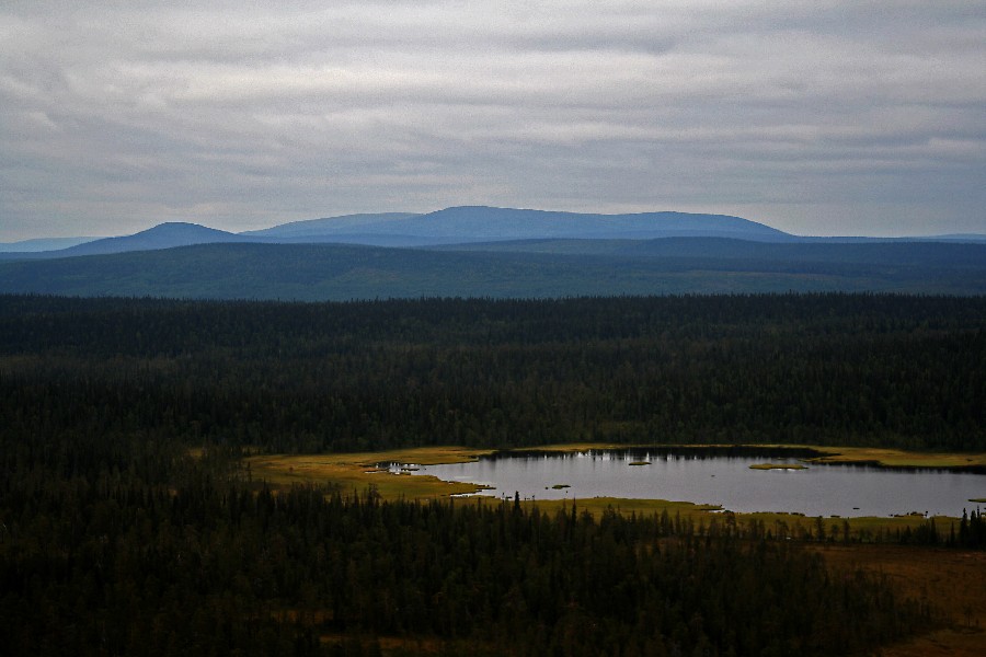 Old Salla nordic mountains seen from Pieni Pyhtunturi