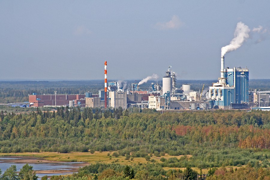 Mets-Botnia paper mill at Pajusaari