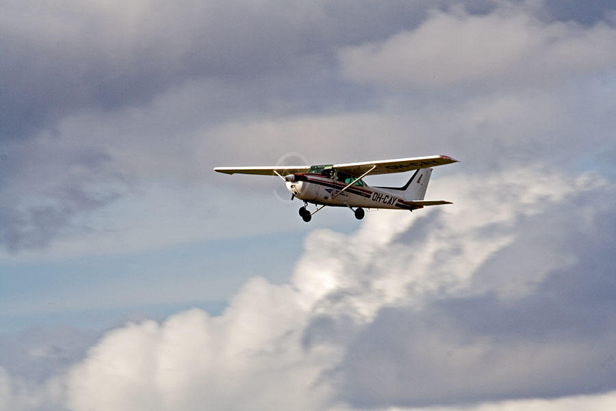 Finnairin lentokerhon Cessna 172P Skyhawk II OH-CAY