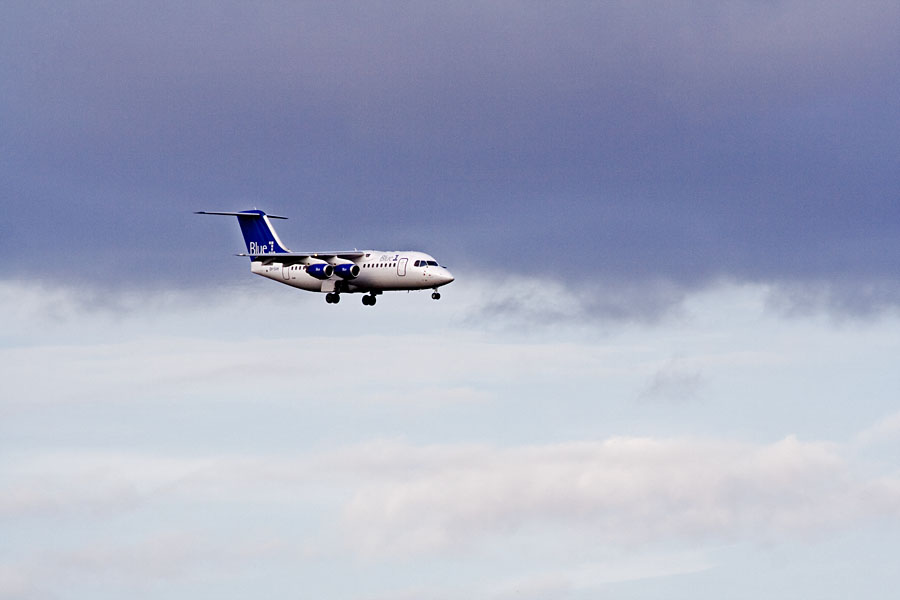 Blue 1 BAE Systems Avro 146-RJ85 (OH-SAH)