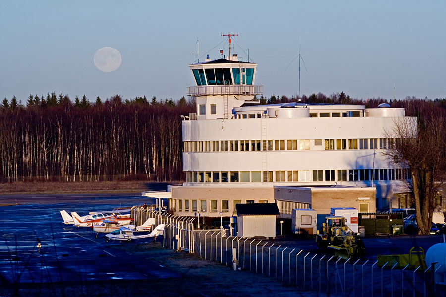 Helsinki-Malmi airport at full moon