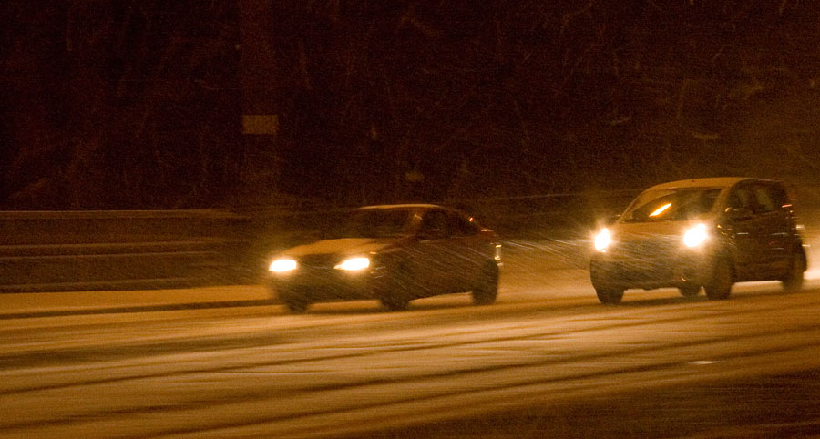 Cars in a blizzard at Mannerheimintie