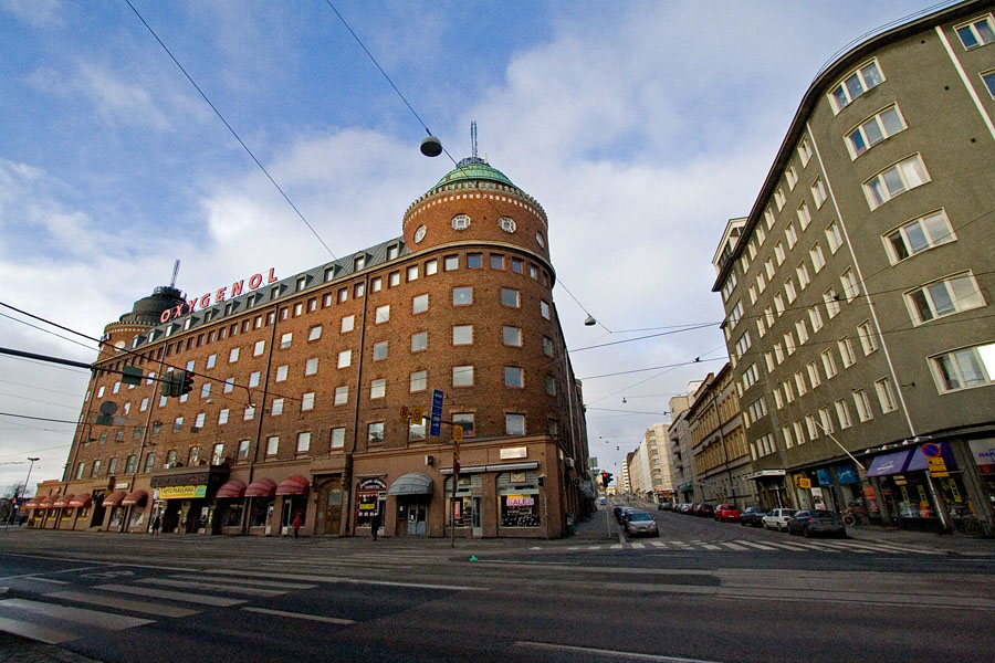 Intersection of Hmeentie and Toinen linja streets