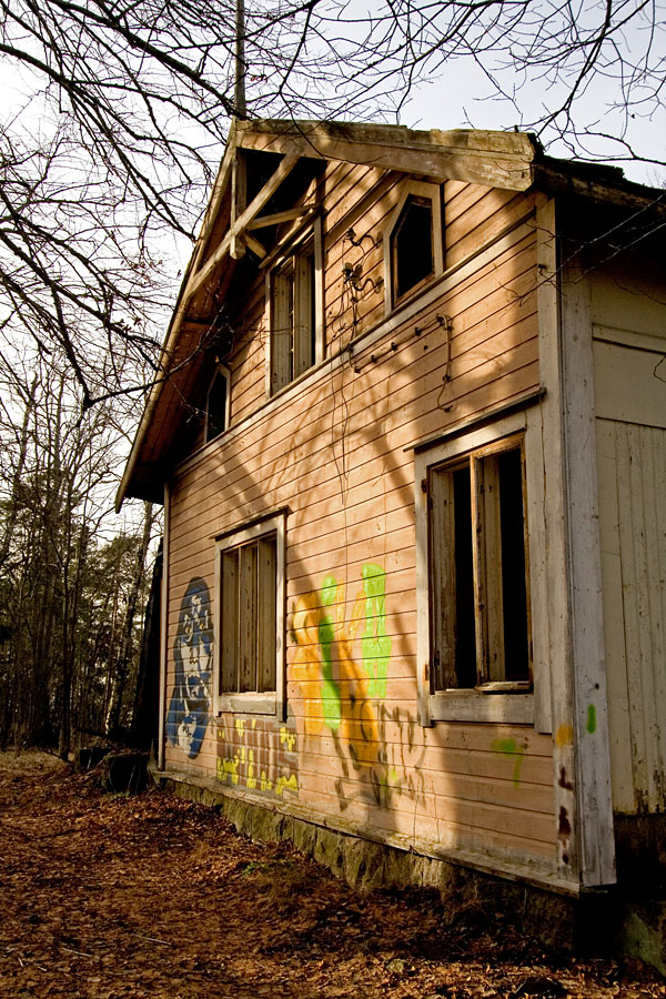 Abandoned house at Kruunuvuori