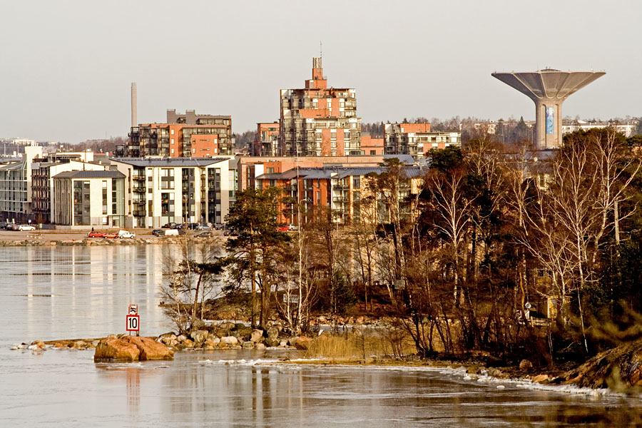 Herttoniemenranta and Tullisaari