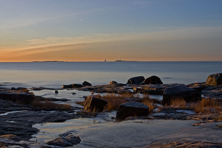 View south from Suomenlinna's Susisaari island, the approaching M/S Viking XPRS and Harmaja lighthouse in the background