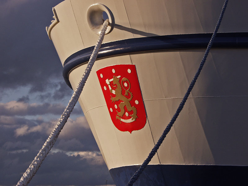 The Finnish seal in the icebreaker Otso's bow