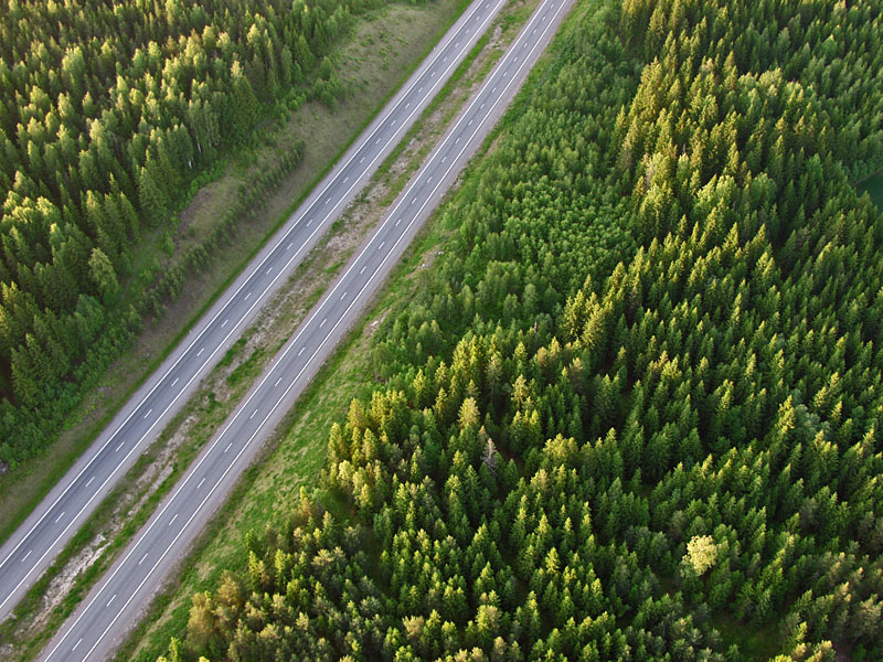 The highway from Helsinki to Lahti at Mntsl