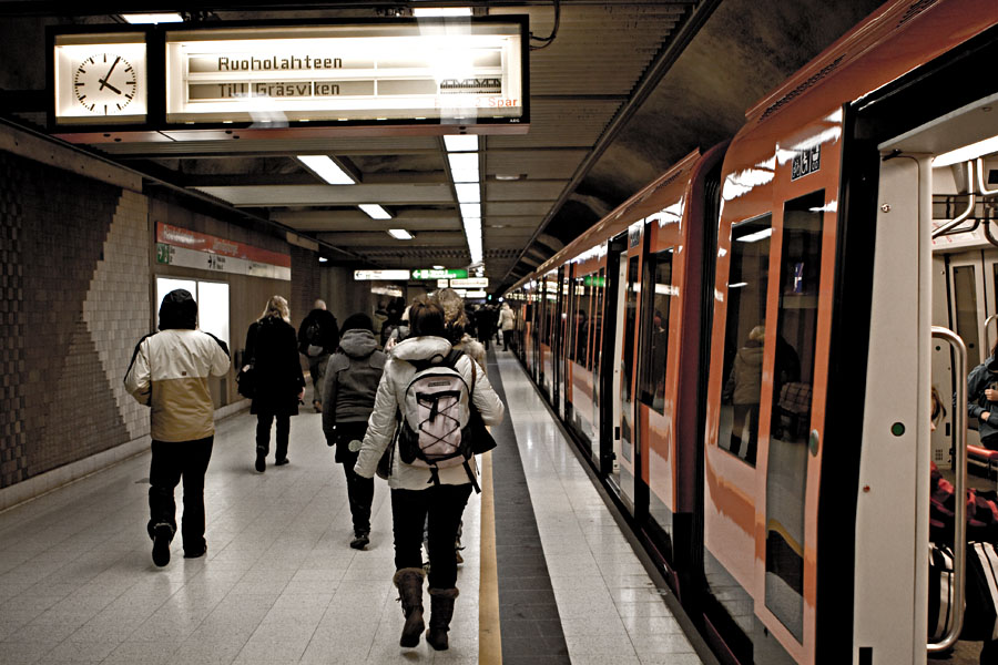 Metro train at Rautatientori