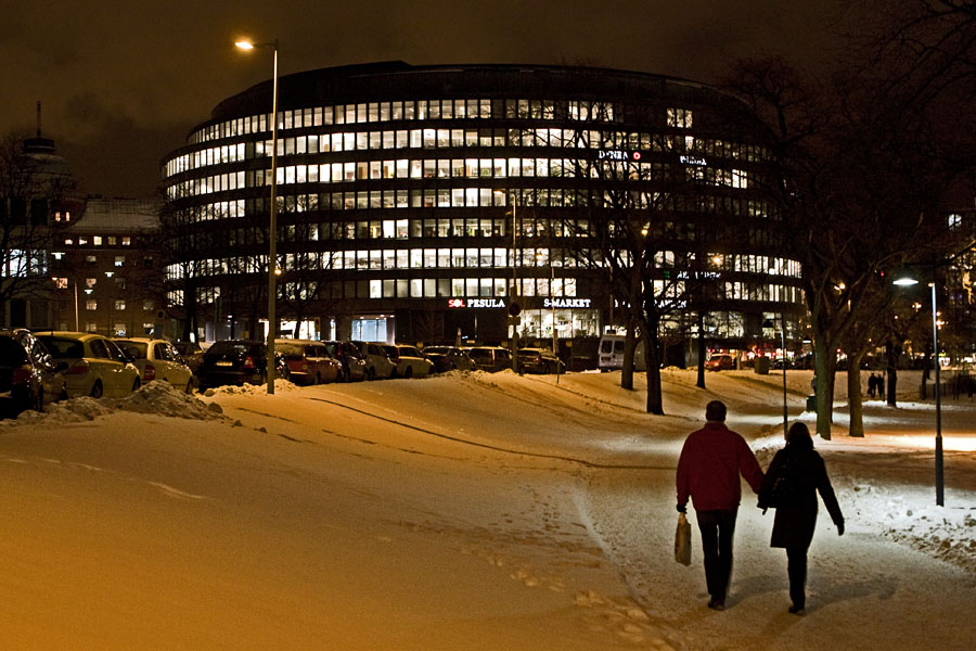 Ympyrtalo building from Tokoinranta