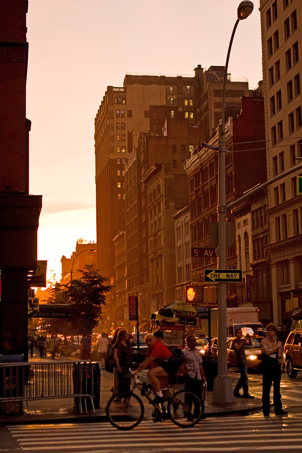 The corner of 5. ave and 23rd st