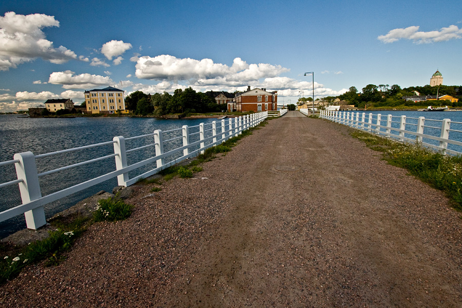 Bridge between Lnsi-Musta and Pikku-Musta islands at Suomenlinna