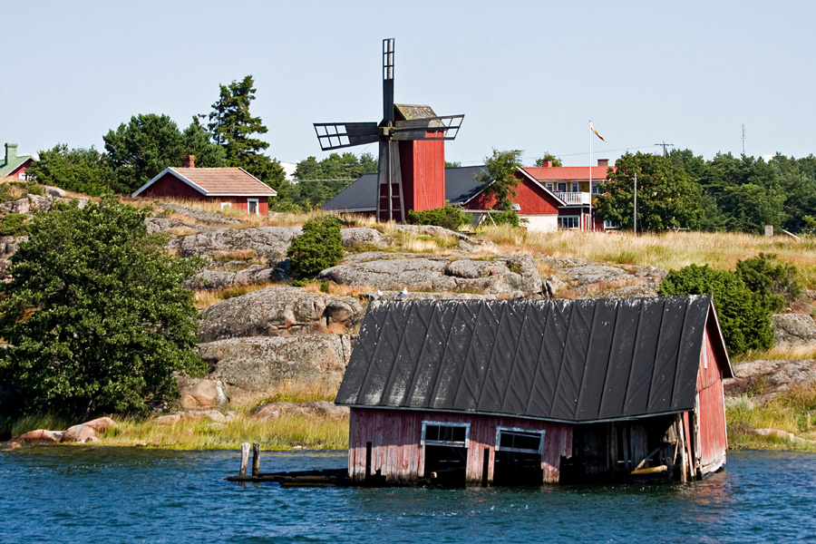 A windmill on the island of Nt