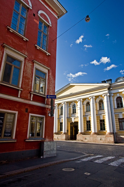 Intersection of Helenankatu and Aleksanterinkatu
