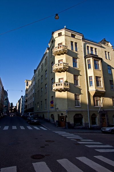 Meritullinkadun ja Maneesikadun risteys