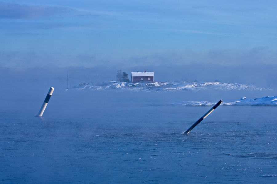 Ryssnsaari (Rusky island) surrounded by sea smoke