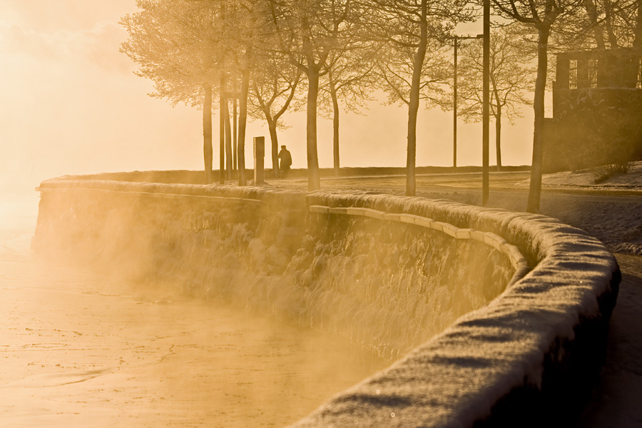 Ehrenstrmintie street bathing in the sun