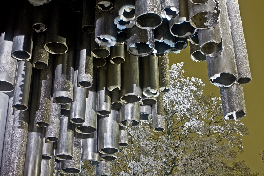 Yksityiskohta Sibelius-monumentissa