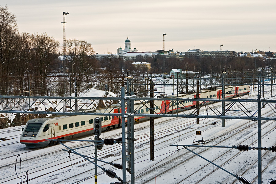 Sm3 eli Pendolino lhdss Helsingin ratapihalta